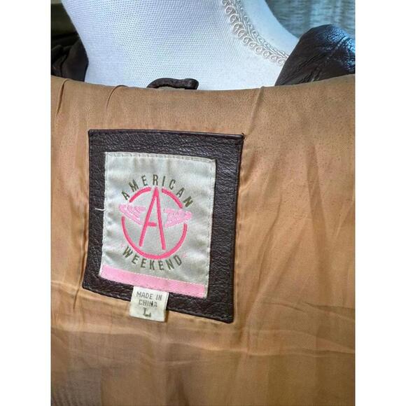 American Weekend Vintage Brown Leather Bomber Jacket, size Large - Picture 5 of 6
